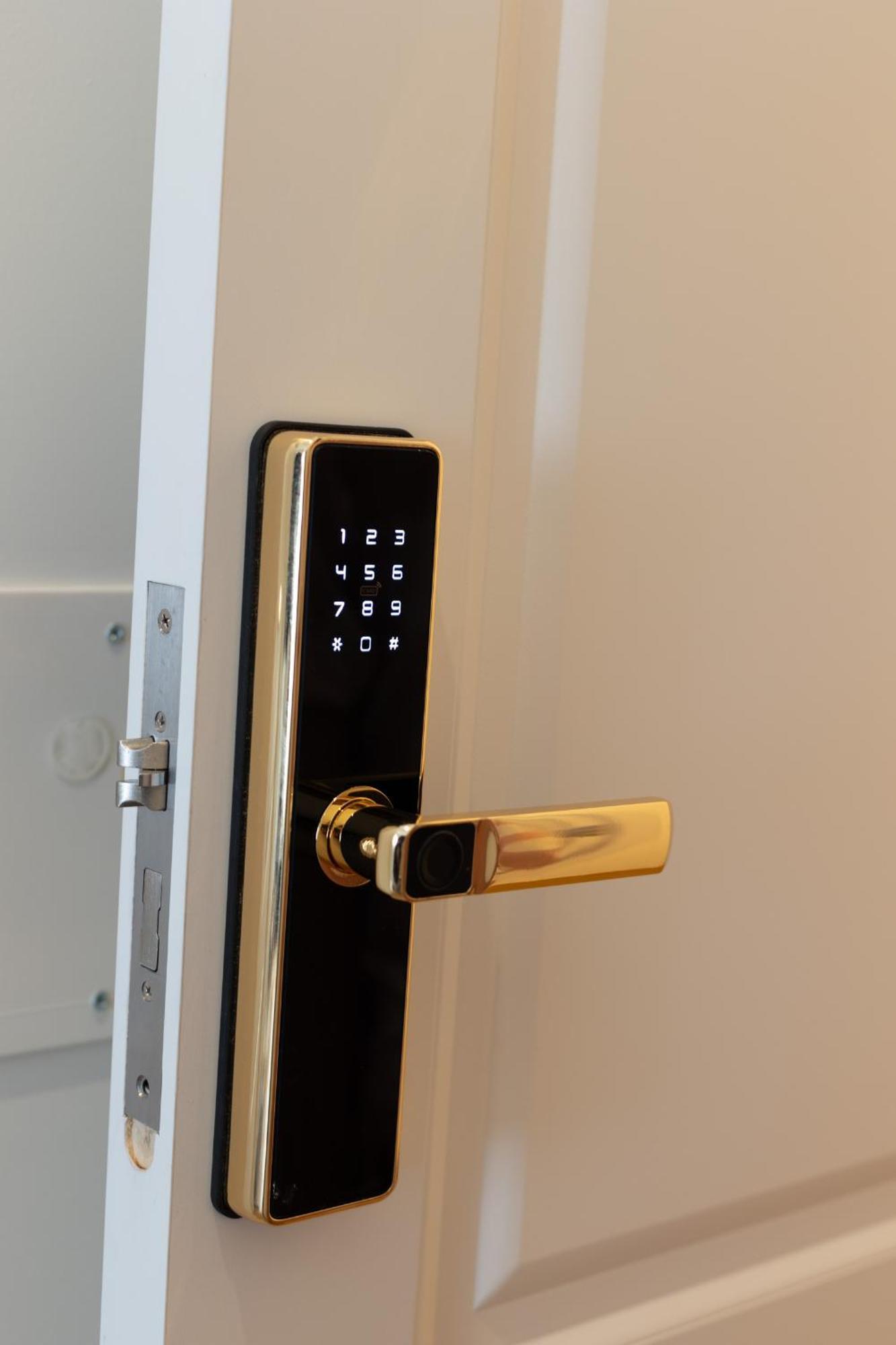 De Vince Suites - Luxury Rooms - Roma Termini Exterior foto